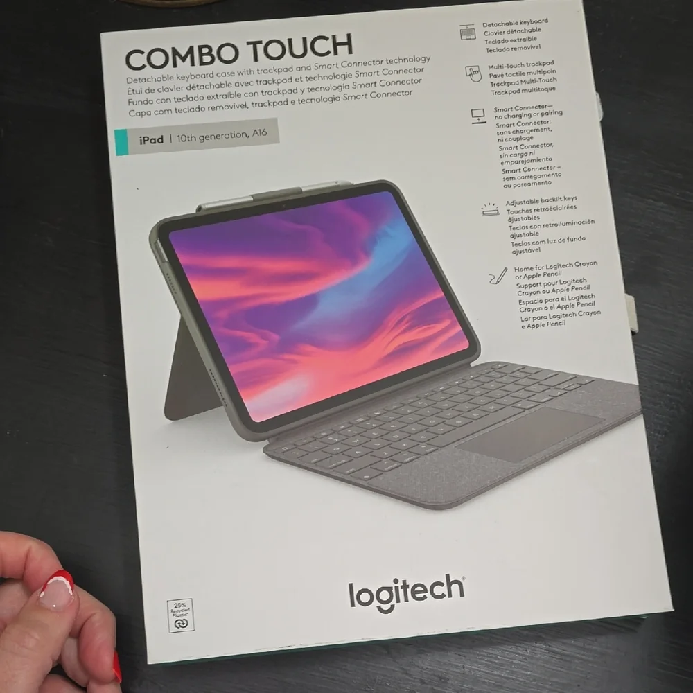 Logitech Combo Touch Keyboard Case - Black